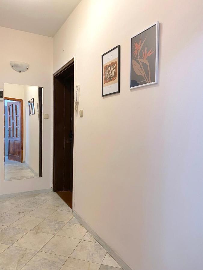 Top City Centre 1Br Apartment For 4 Guests & Fast Wifi София Экстерьер фото
