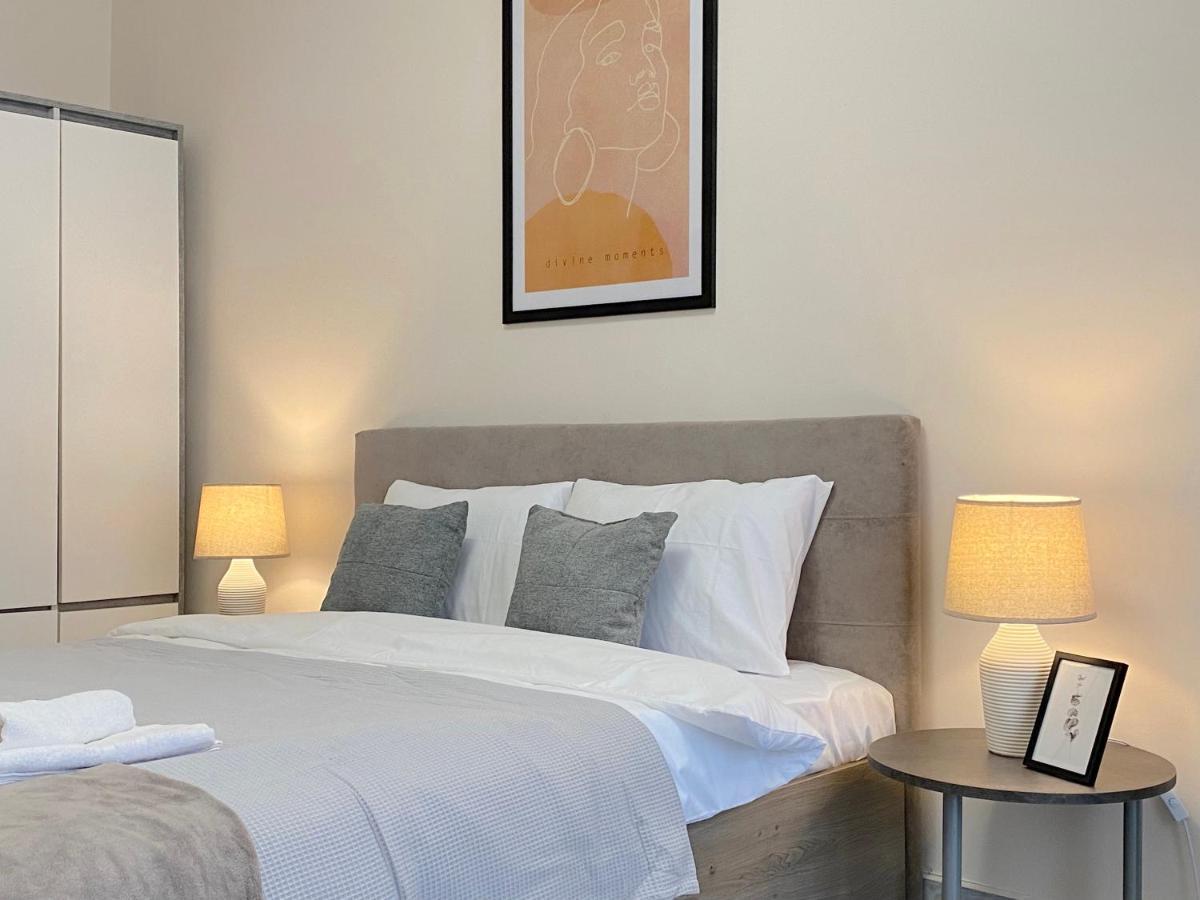 Top City Centre 1Br Apartment For 4 Guests & Fast Wifi София Экстерьер фото